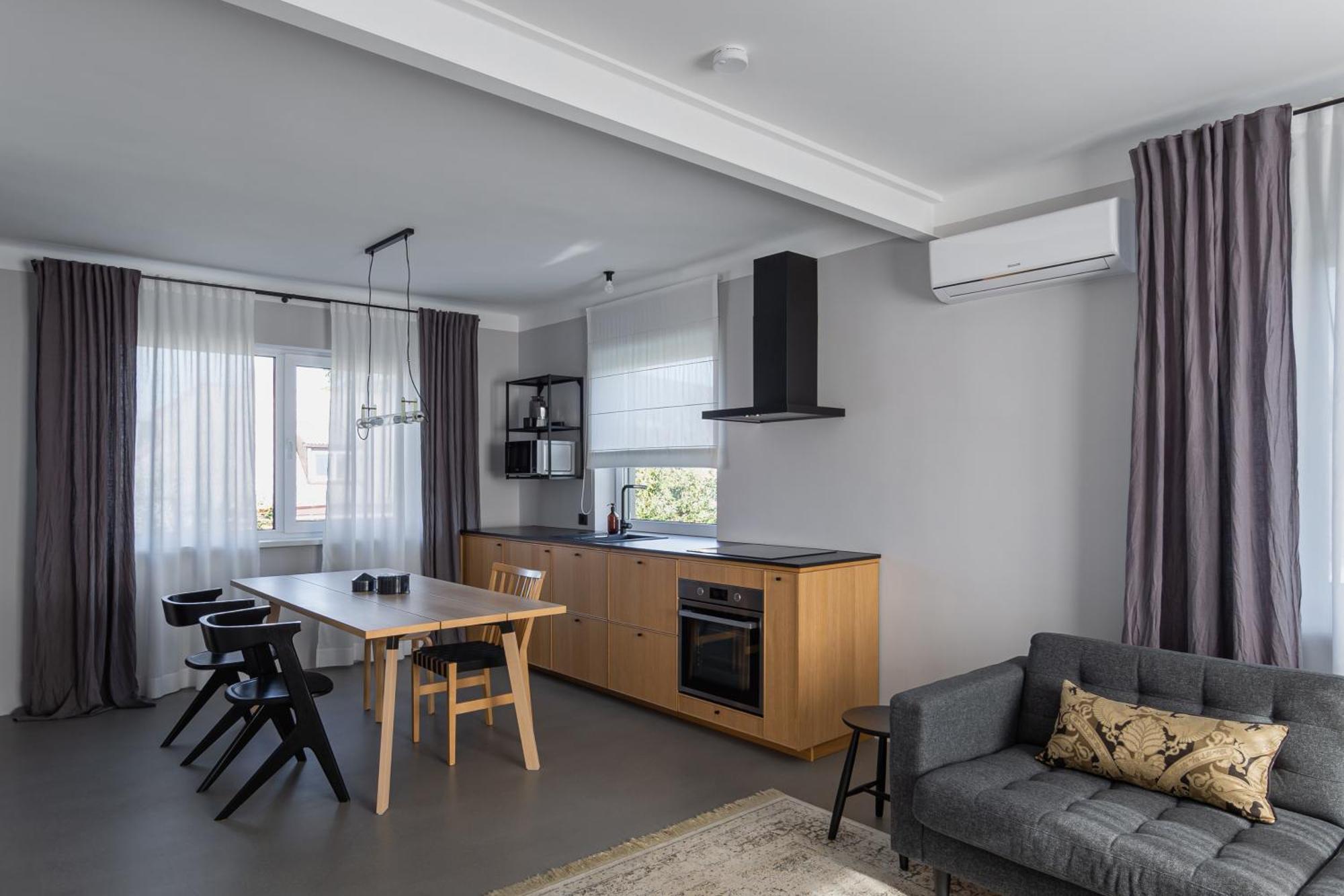 Minimalist. Apartment & Studio Шяуляй Экстерьер фото