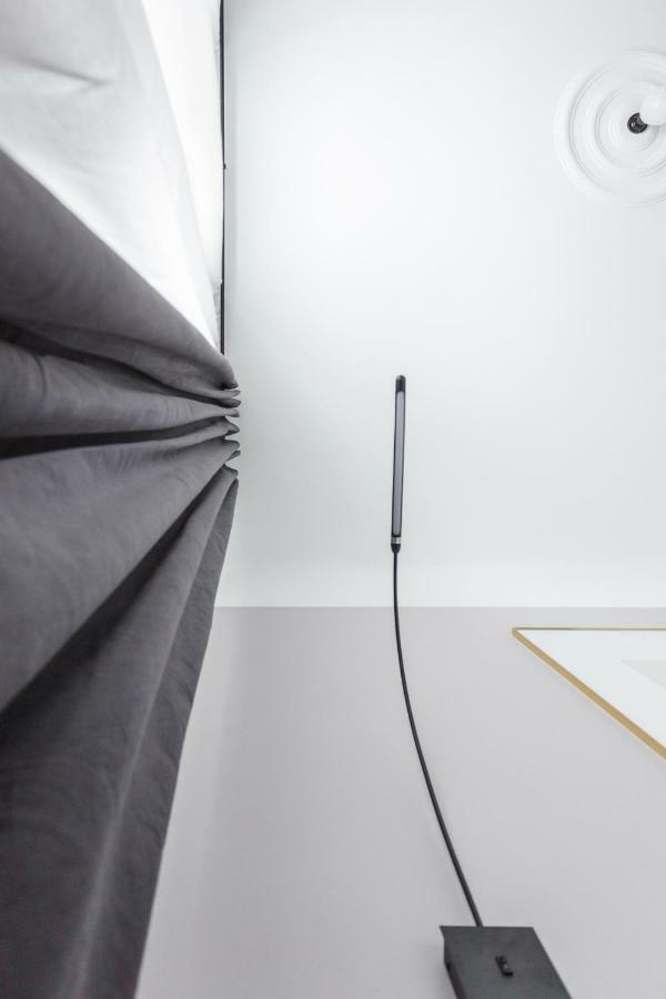 Minimalist. Apartment & Studio Шяуляй Экстерьер фото